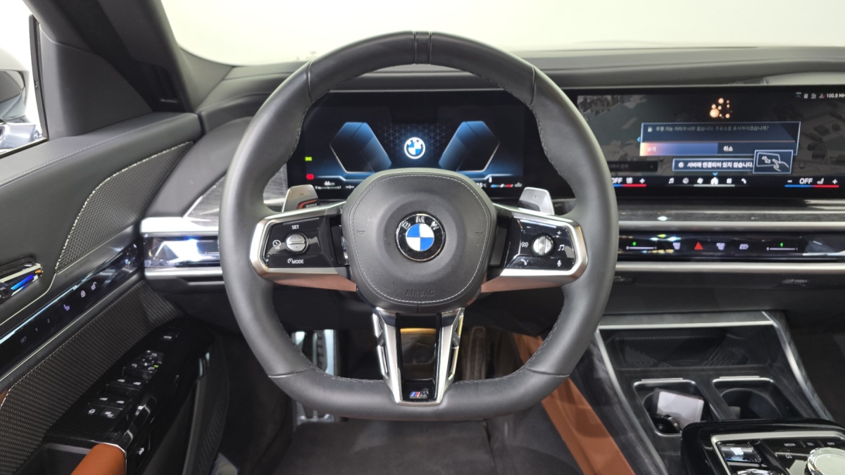 BMW 7 Series, 2024 — фото 11 из 12
