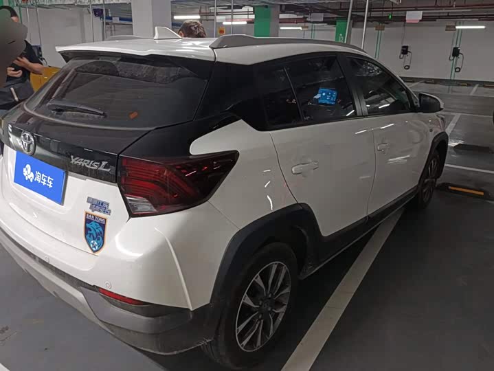 Toyota Yaris L Hatchback, 2022 — фото 3 из 9