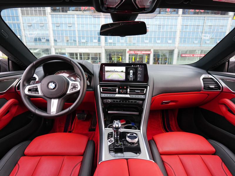 BMW 8 Series, 2023 — фото 6 из 8