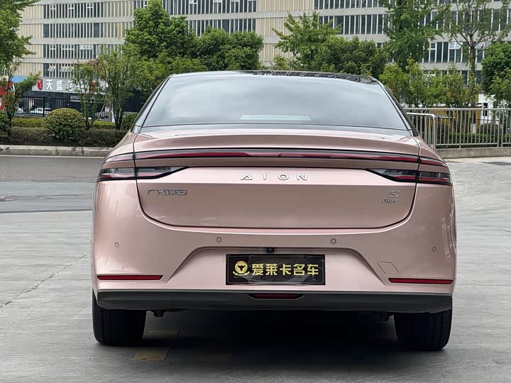 GAC Aion S Plus, 2022 — фото 4 из 9