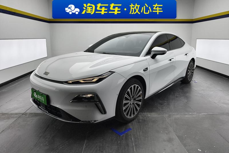 Geely Galaxy Starshine 8 EM-i, 2025 — купить в Санкт-Петербурге под ключ