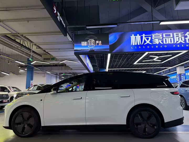 LiXiang i8, 2025 — фото 7 из 9