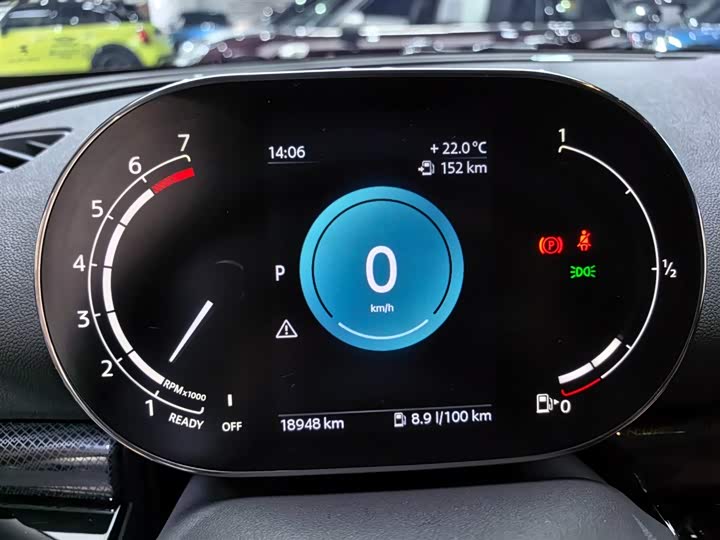 Mini Clubman, 2024 — фото 9 из 9
