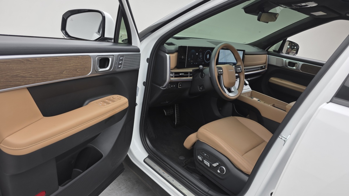 Hyundai Santa Fe, 2023 — фото 9 из 12