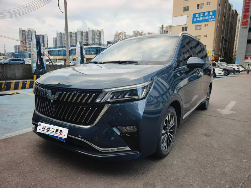 Wuling Jiachen, 2022 — купить в Брянске под ключ