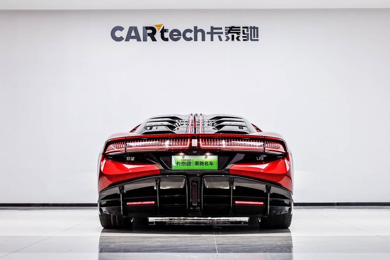 BYD Yangwang U9, 2025 — фото 5 из 12