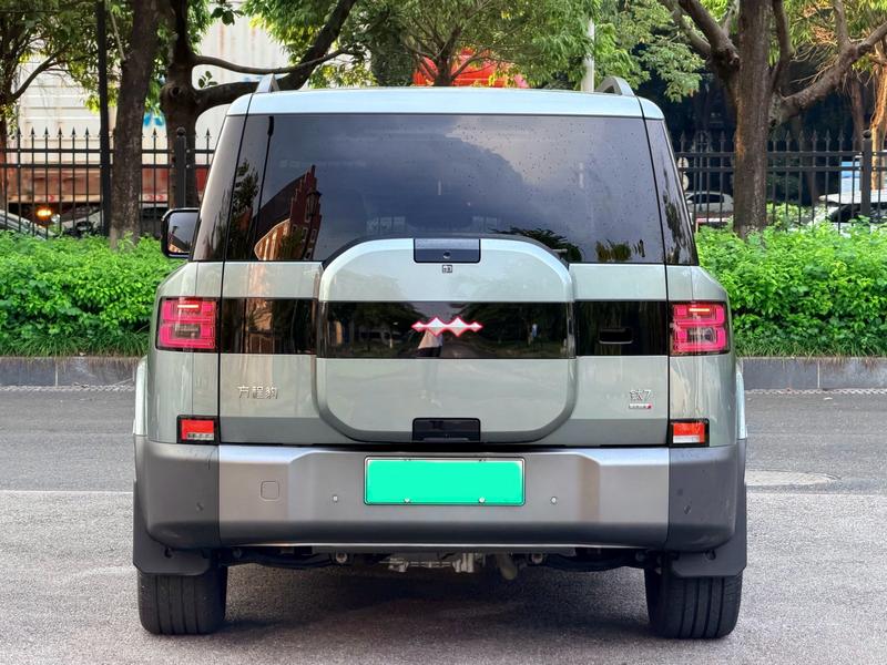 BYD FangChengBao Titanium 7 (Tai 7), 2025 — фото 5 из 12