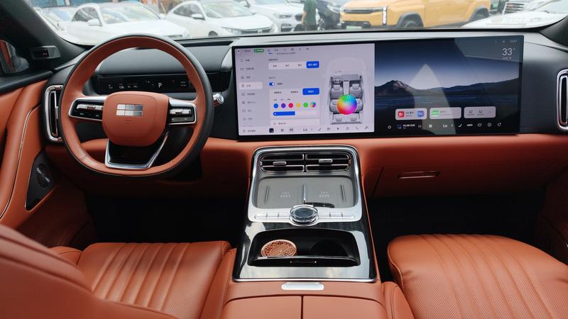 Geely Galaxy M9, 2025 — фото 7 из 11