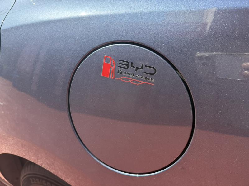 BYD Seal 05 DM-i Hybrid, 2024 — фото 9 из 12