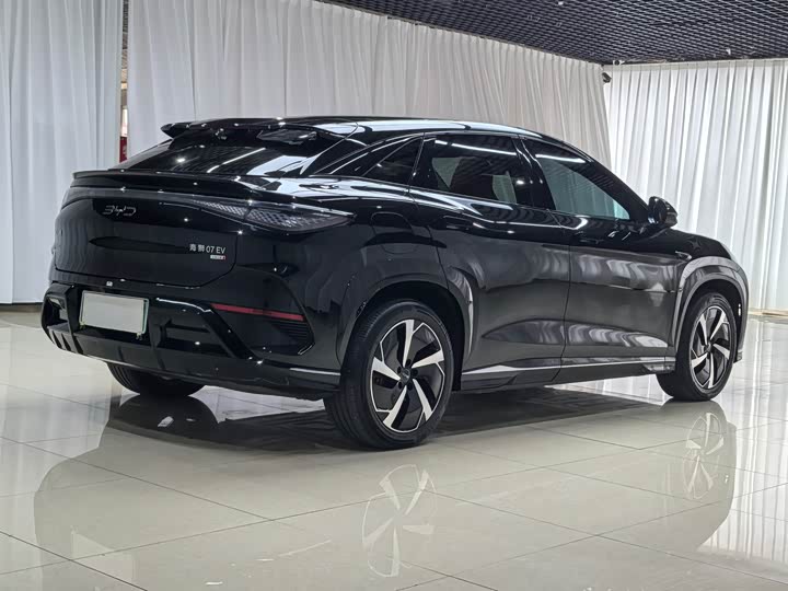 BYD Sea Lion 07 EV, 2025 — фото 4 из 9