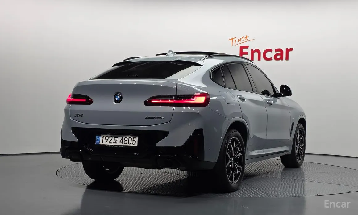 BMW X4, 2022 — фото 2 из 12