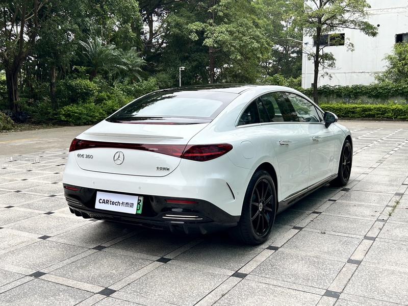 Mercedes-Benz EQE, 2022 — фото 6 из 12