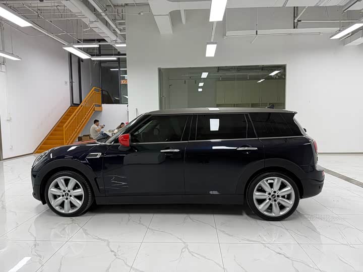 Mini Clubman, 2023 — фото 3 из 9