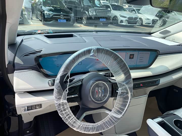 Buick GL8 Hybrid, 2025 — фото 8 из 9