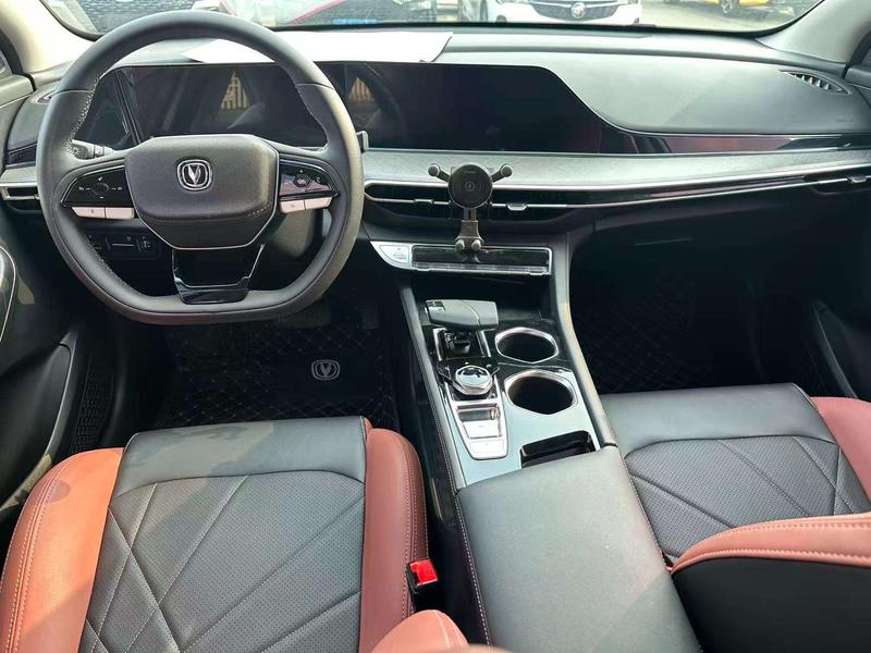 Changan Eado Plus, 2021 — фото 6 из 10