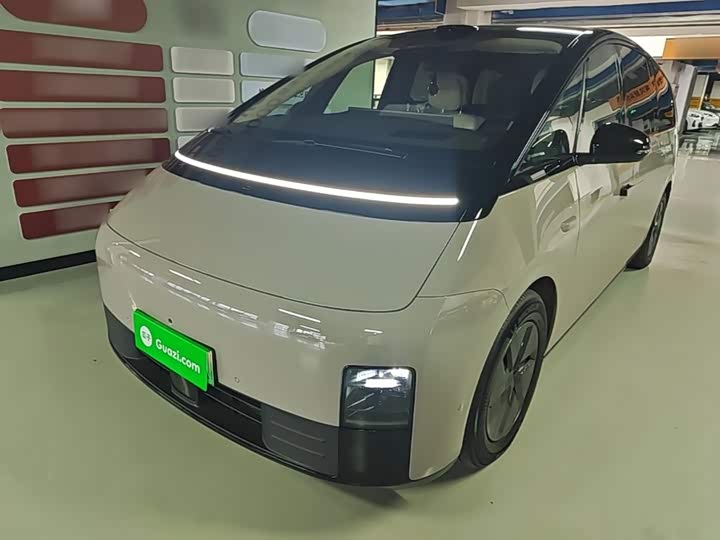 LiXiang Mega, 2025 — купить в Ульяновске под ключ