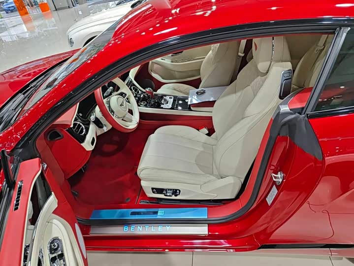 Bentley Continental GT, 2023 — фото 9 из 9
