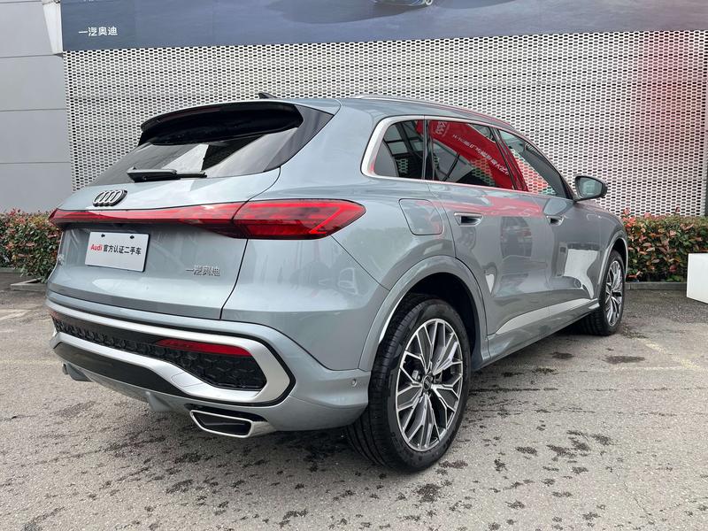 Audi Q5L, 2025 — фото 5 из 12
