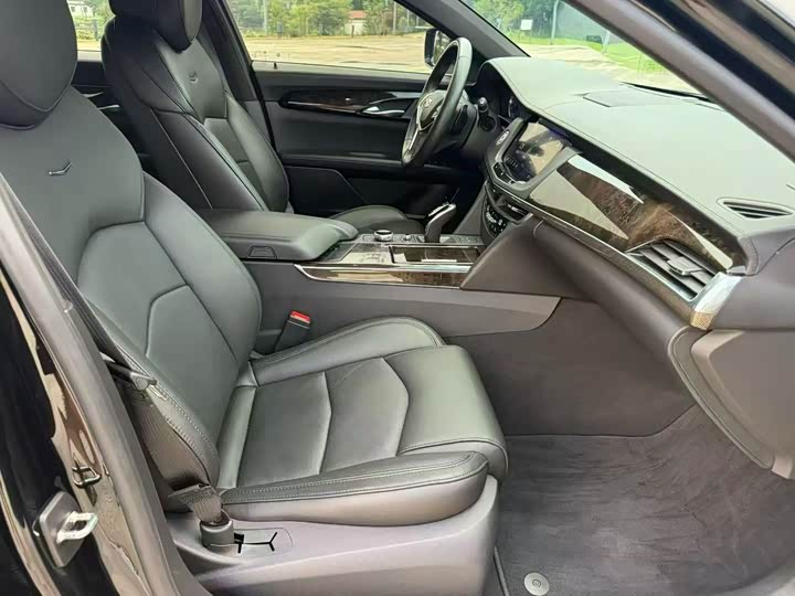 Cadillac CT6, 2022 — фото 7 из 9