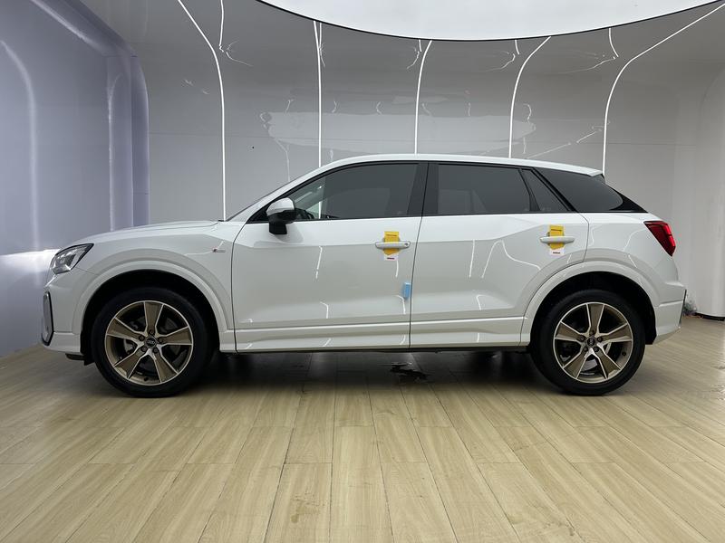 Audi Q2L, 2023 — фото 4 из 12