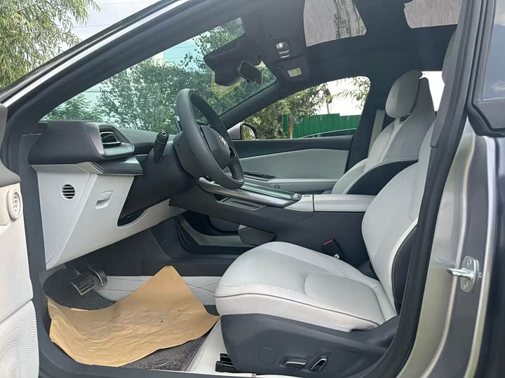 BAIC Arcfox Alpha S5, 2024 — фото 4 из 9