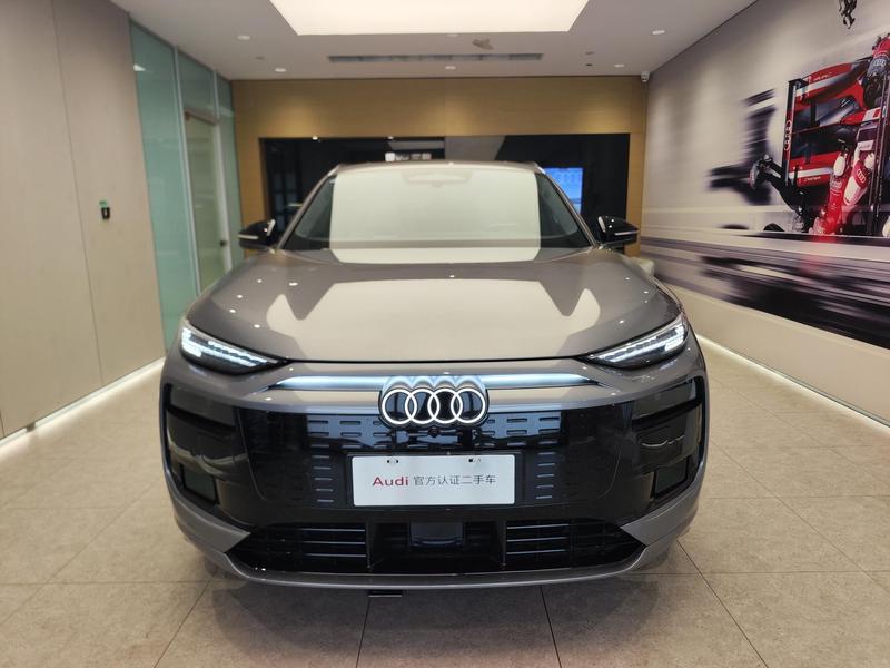Audi Q6L e-tron, 2025 — фото 2 из 9