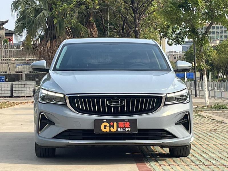 Geely Emgrand, 2023 — фото 2 из 12