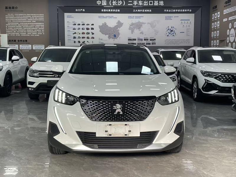 Peugeot 2008, 2022 — фото 2 из 12