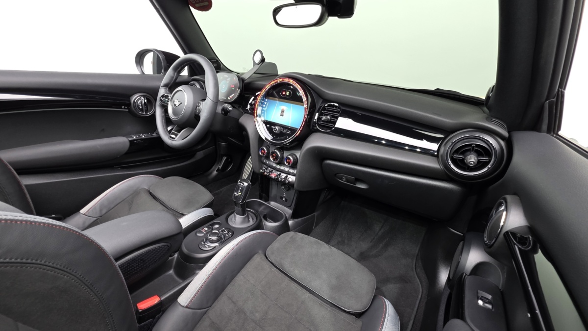 Mini Cooper Convertible, 2024 — фото 7 из 12