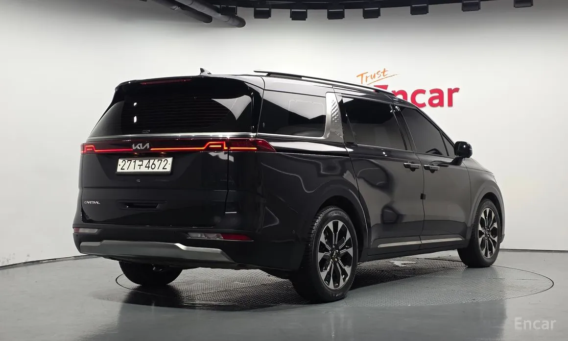 Kia Carnival, 2022 — фото 2 из 12