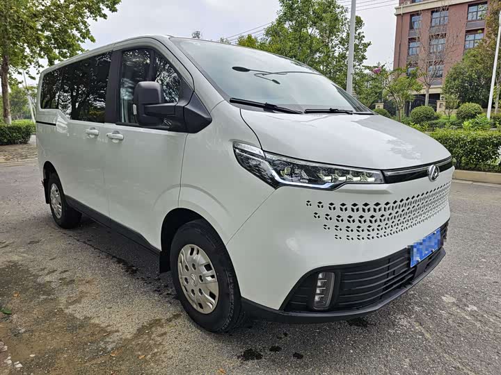 Maxus V70, 2024 — фото 3 из 9