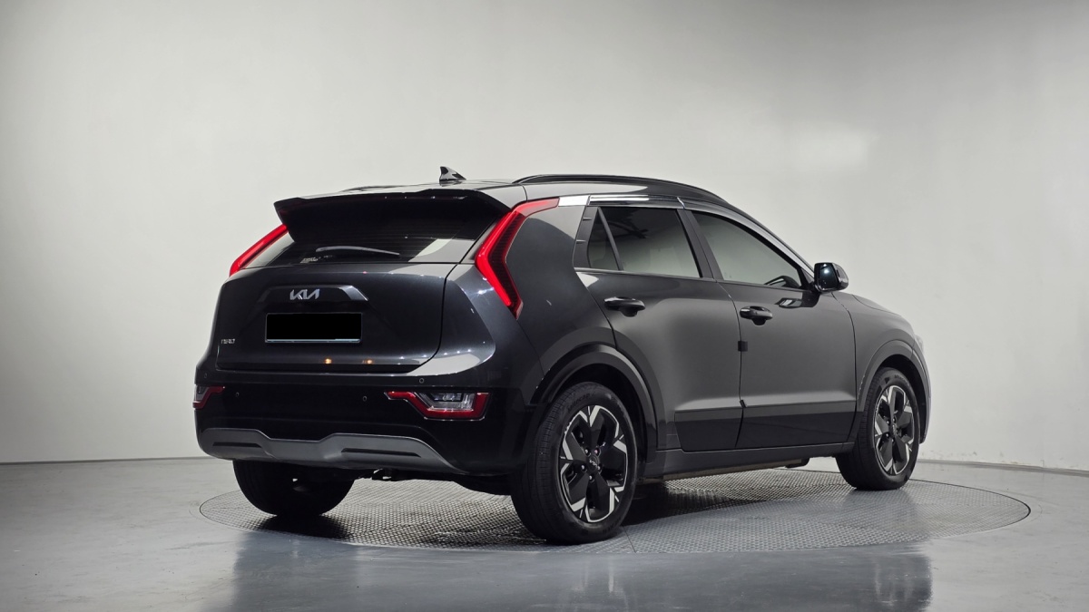 Kia Niro, 2022 — фото 2 из 12
