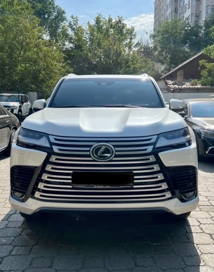 Lexus LX, 2023