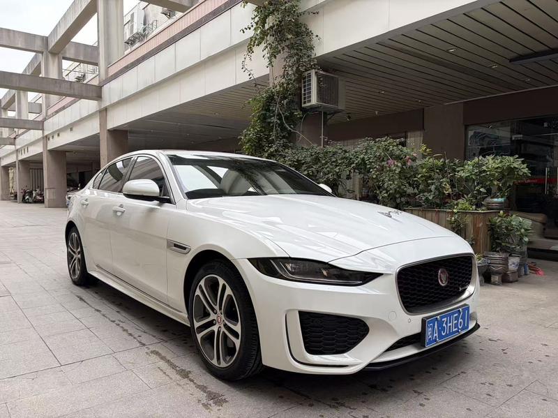Jaguar XE L, 2022 — фото 3 из 11