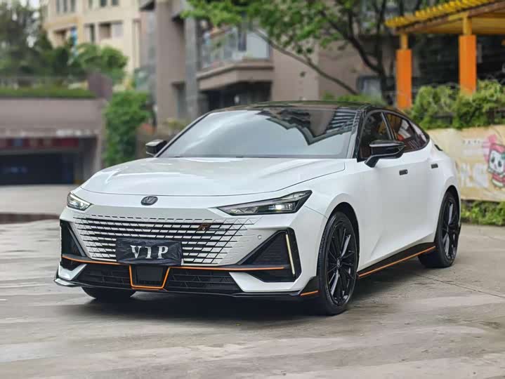 Changan UNI-V, 2023 — купить в Брянске под ключ
