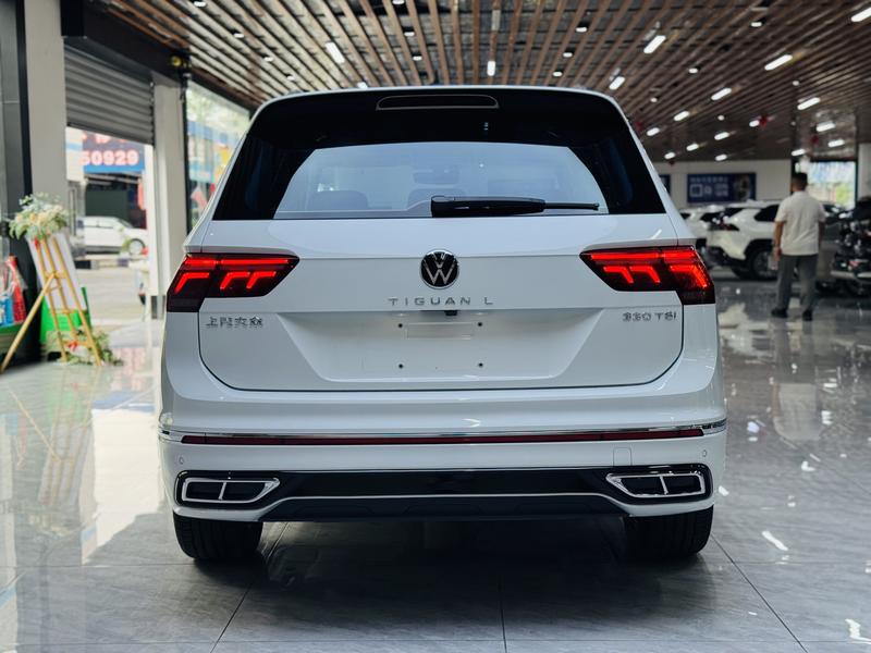 Volkswagen Tiguan L Pro, 2023 — фото 5 из 12