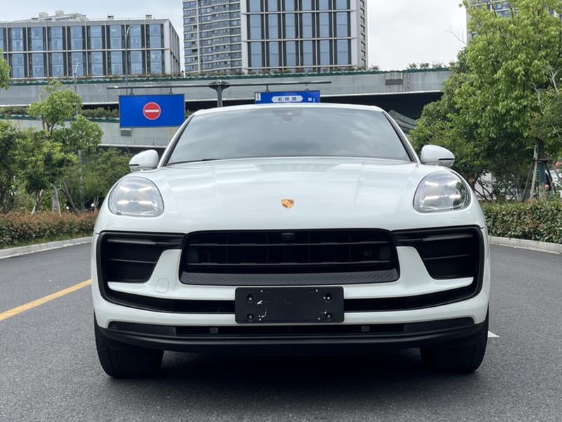 Porsche Macan, 2022 — фото 2 из 12