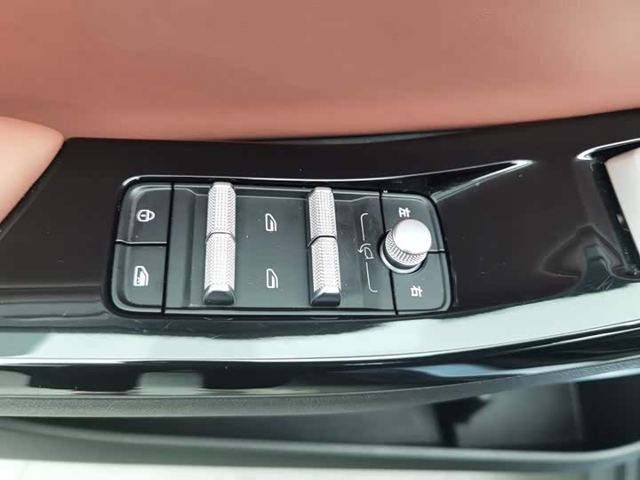 Geely Galaxy L6, 2024 — фото 9 из 9