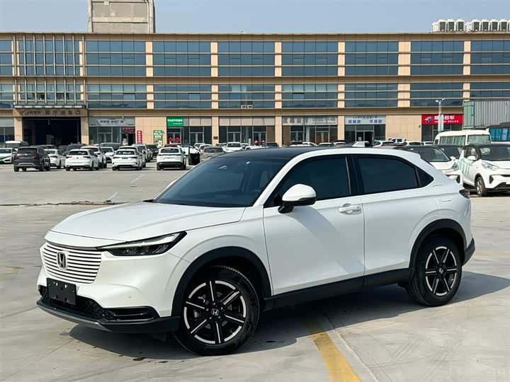 Honda Vezel, 2023 — купить в Иванове под ключ