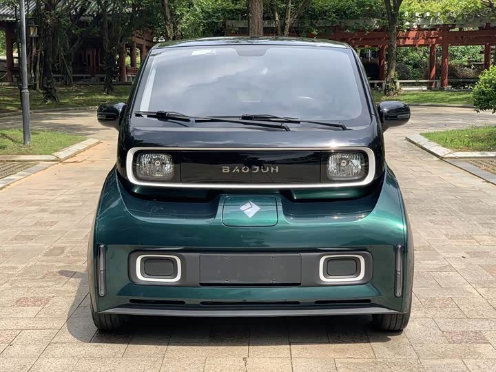 Baojun KiWi EV, 2022 — фото 2 из 9