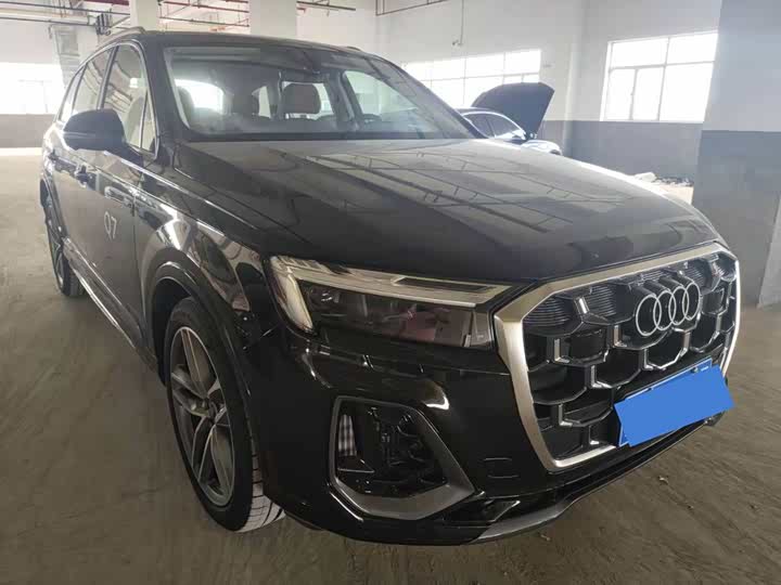 Audi Q7, 2025 — фото 3 из 9