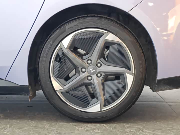 Dongfeng Yipai eπ 007, 2024 — фото 9 из 9