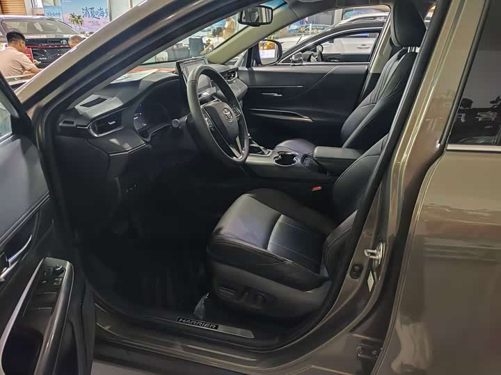 Toyota Harrier, 2021 — фото 4 из 9