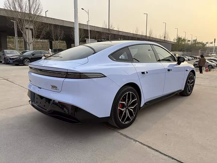 Dongfeng Yipai eπ 007, 2025 — фото 6 из 9
