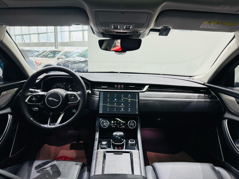 Jaguar XF L, 2021 — фото 12 из 12