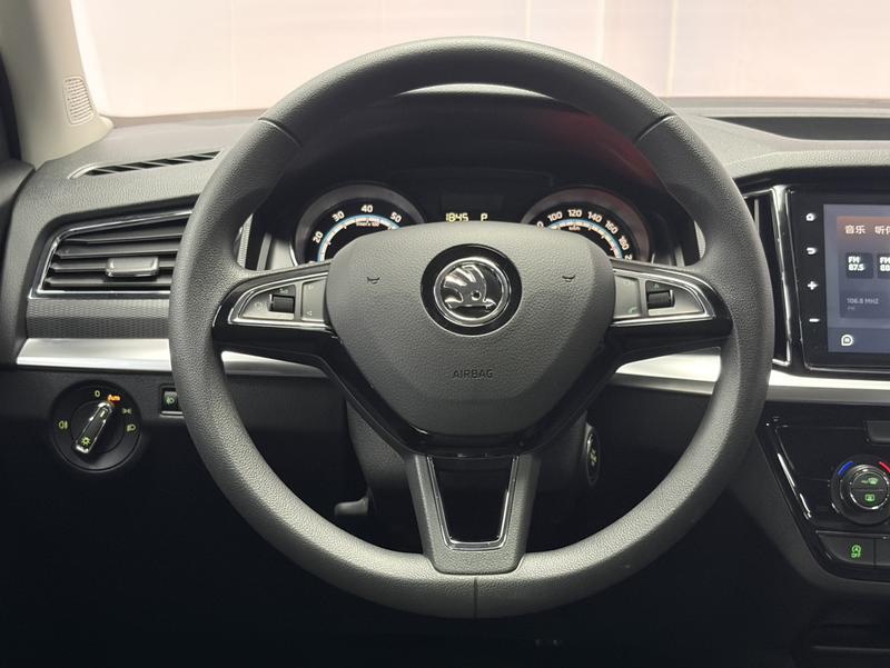 Skoda Kamiq, 2023 — фото 9 из 12