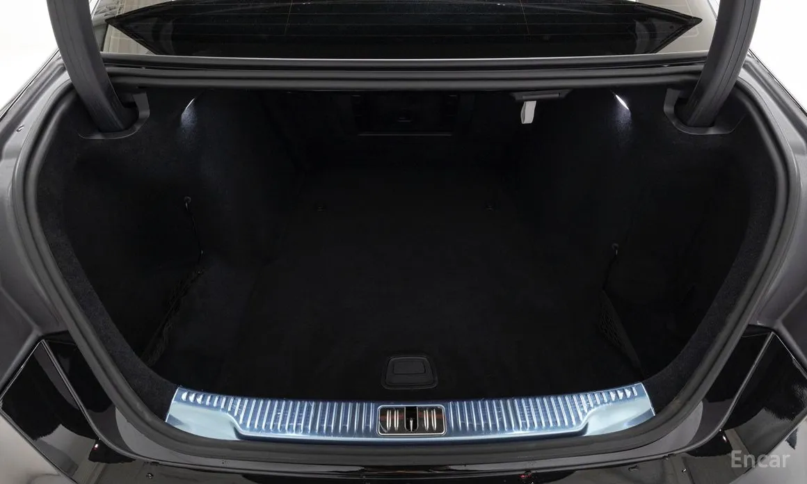 Mercedes-Benz S-Class, 2025 — фото 11 из 12