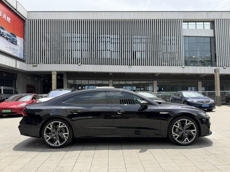 Audi A7L, 2023 — фото 5 из 11
