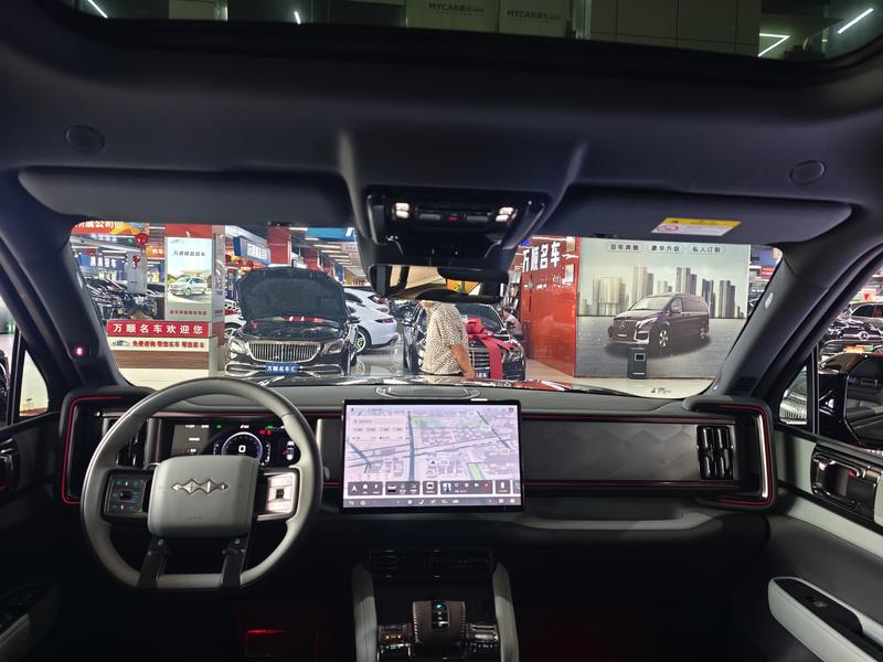 BYD FangChengBao Leopard 5, 2025 — фото 8 из 12