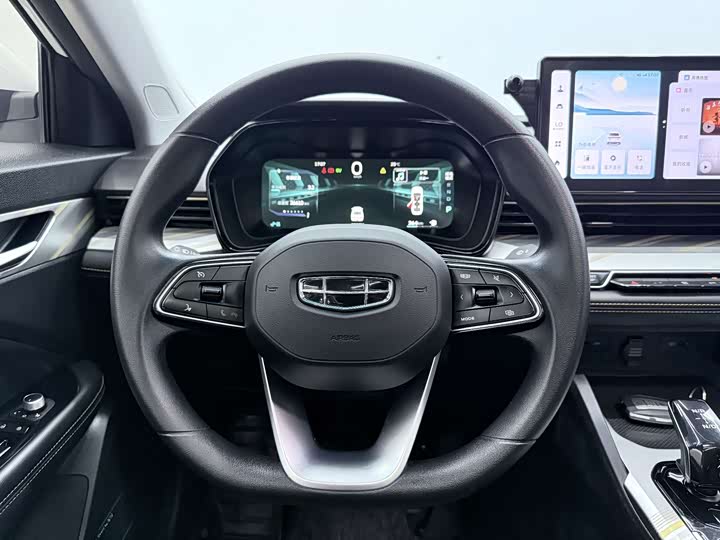 Geely Emgrand L Hi·P Hybrid, 2025 — фото 6 из 9